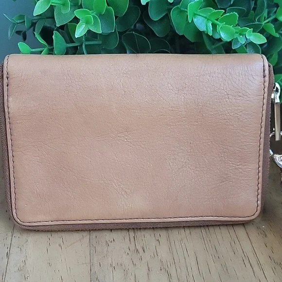 Fossil and Kate Spade Wallet Bundle - Picture 13 of 16